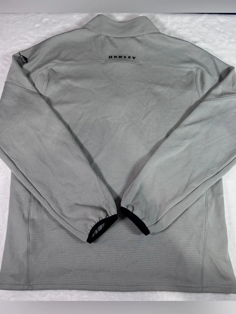 Oakley Men’s XL Gray Quarter Zip Pullover Performance Golf Athletic Shirt